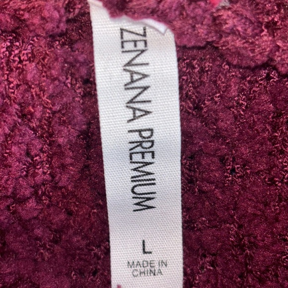 NWOT ZENANA PREMIER POPCORN SWEATER - Picture 8 of 10